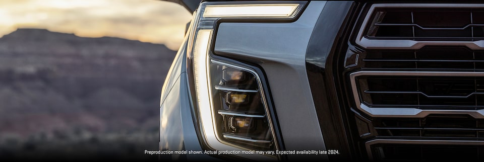 Exterior front View of the Headlight and Grille of the New 2025 GMC Yukon.