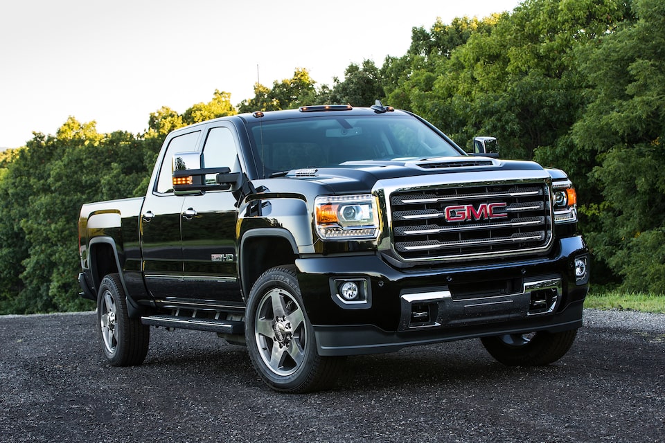 2017 GMC Sierra HD – Powerful Diesel Heavy Duty Pickup Trucks