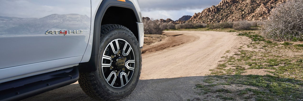 Exterior Features | 2020 Sierra AT4 2500HD & 3500HD | Truck Exterior Features | 2020 Sierra AT4 2500HD & 3500HD | Truck